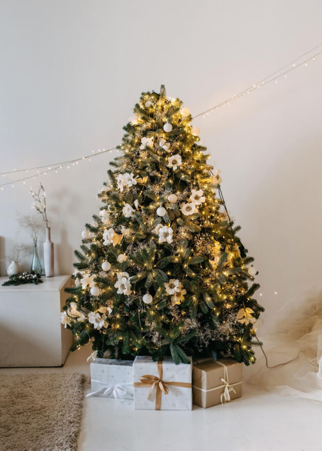 Jak ubrać choinkę 2025? Inspiracje