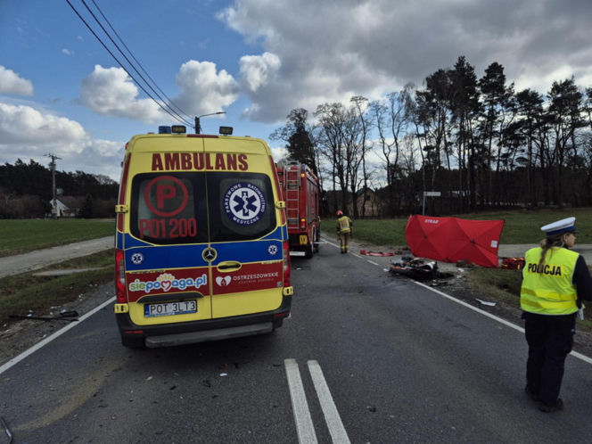Grób Nikodema utonął w kwiatach