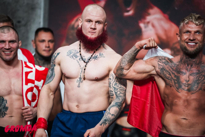 Ring girls Gromda 24