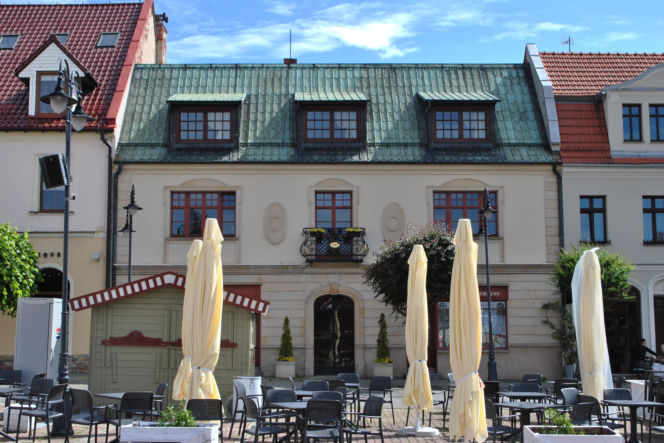 To miasto na Śląsku zachwyca kamienicami na rynku. Znajduje się w nim też najpiękniejszy pałac w województwie