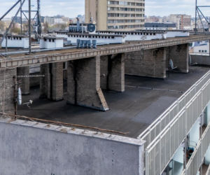 Blok przy Targowej 42 w Warszawie