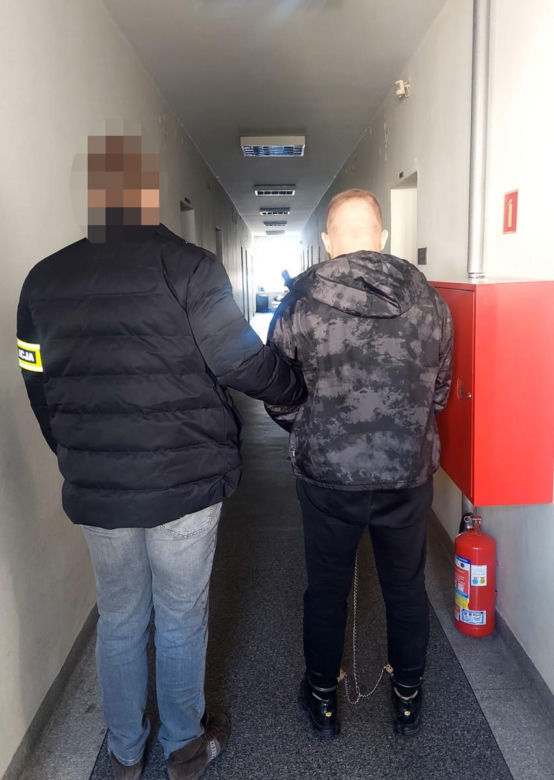 Napad na jubilera w Warszawie. Zatrzymano sprawców. Wiadomo, co zrobili po kradzieży