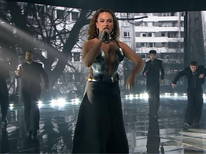 Alicja Szemplińska - "Pray"