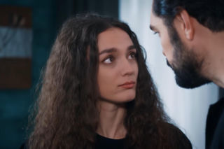 Dziedzictwo, odc. 836. Nana, Yaman