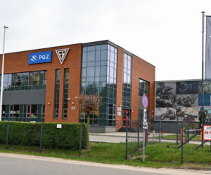 Konferencja prasowa przed Fabryką Broni ŁUCZNIK