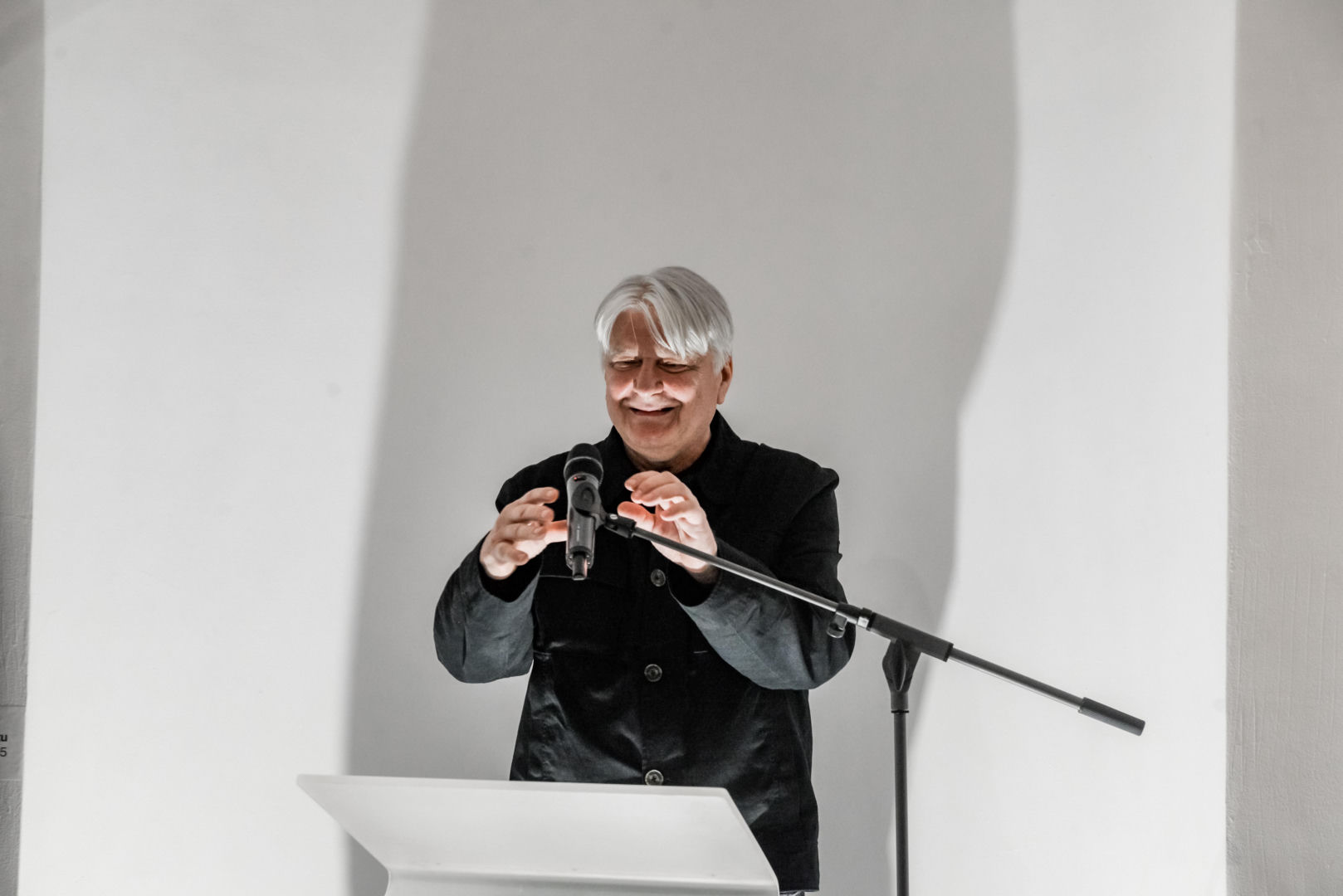 Wernisaż wystawy Jerzego Porębskiego „I cóż z tego, że świat wisi na włosku?”