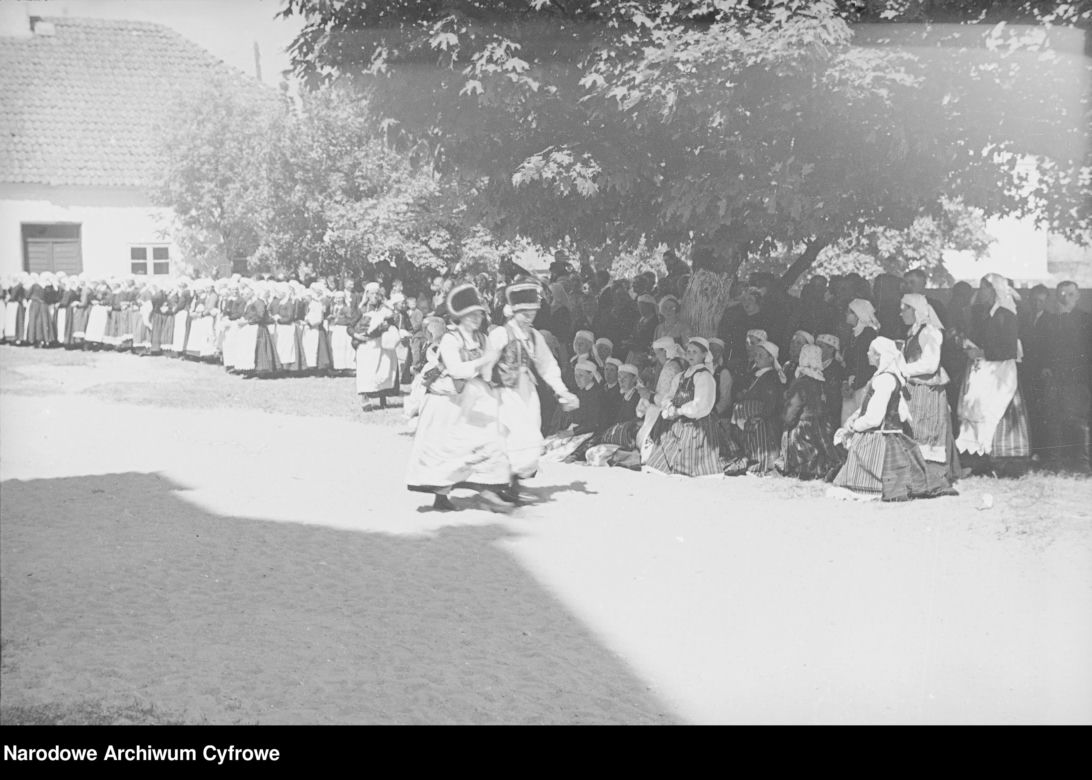 Tak wyglądało Boże Ciało na Kurpiach w 1937 roku. Te zdjęcia to prawdziwa podróż w czasie