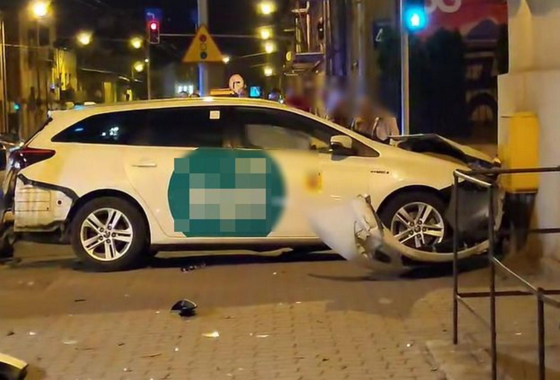 Zderzenie karetki z toyotą w Lublinie