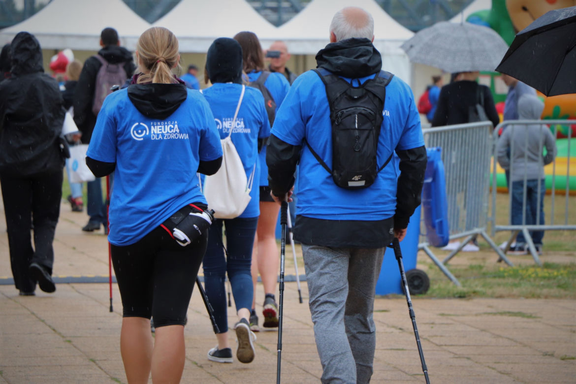 Toruń. VIII Marsz Walkathon Neuca dla Zdrowia