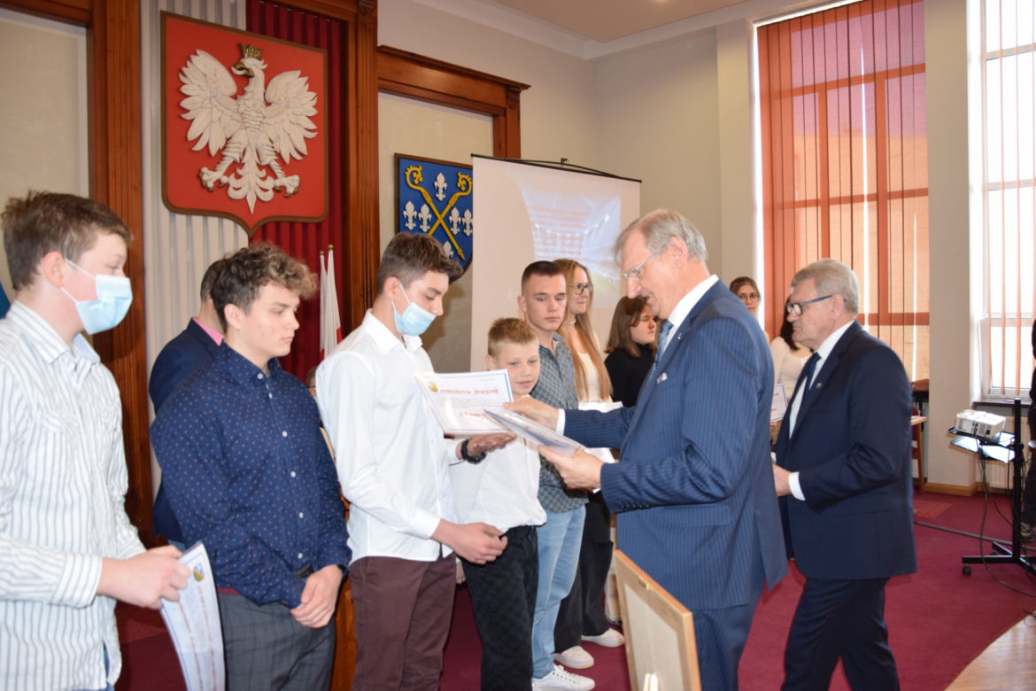 Stypendia i statuetki za osiągnięcia sportowe w gminie Iława