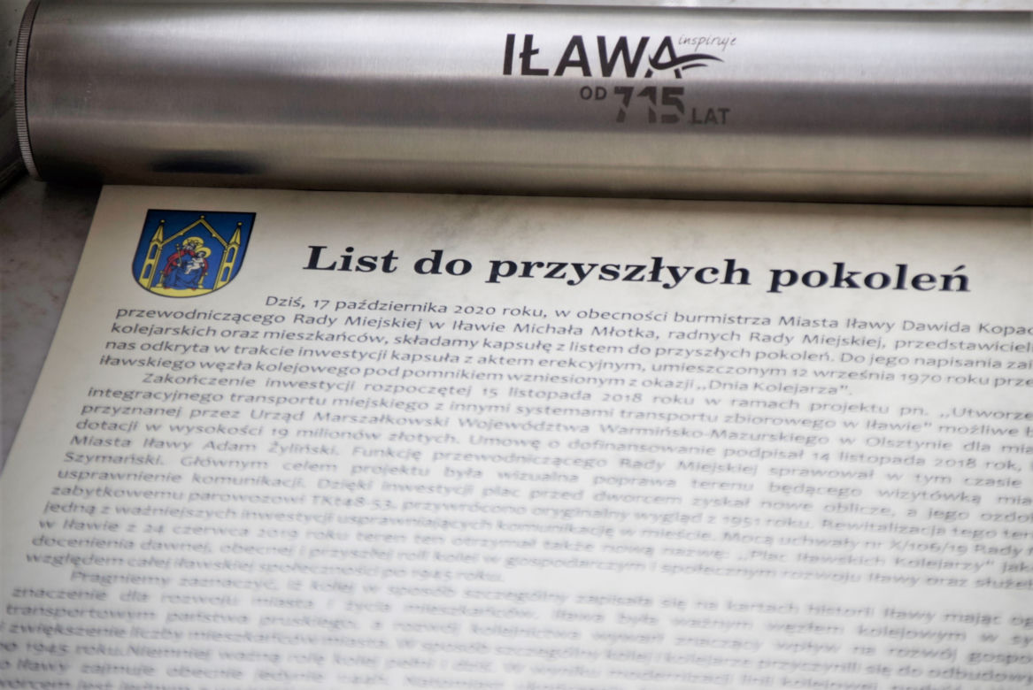 Zakopanie Kapsuły Dla Przyszłych pokoleń na Placu Iławskich Kolejarzy