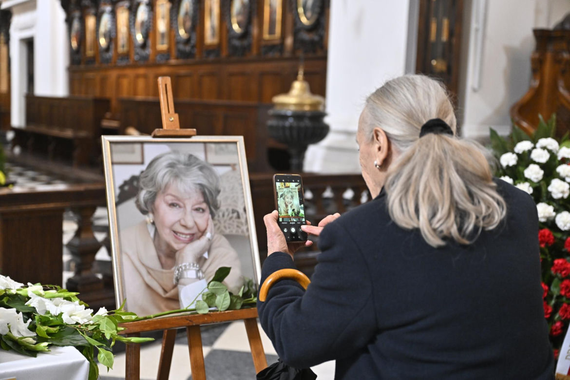 Pogrzeb Zofii Kucówny. Gwiazdy żegnają aktorkę