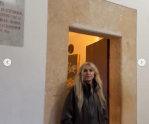 Tak nie wygląda przeciętna 69-latka! Olejnik zachwyca formą w mini