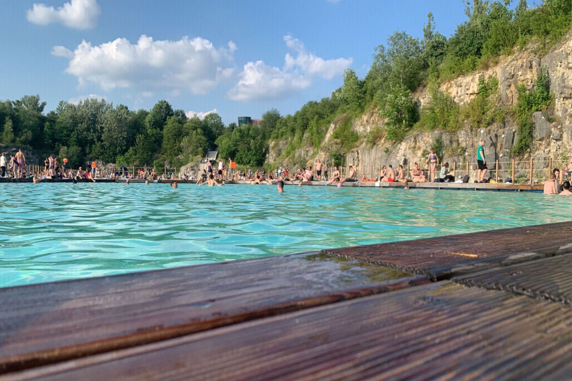 Baseny Zakrzówek w Krakowie są hitem lata 2023