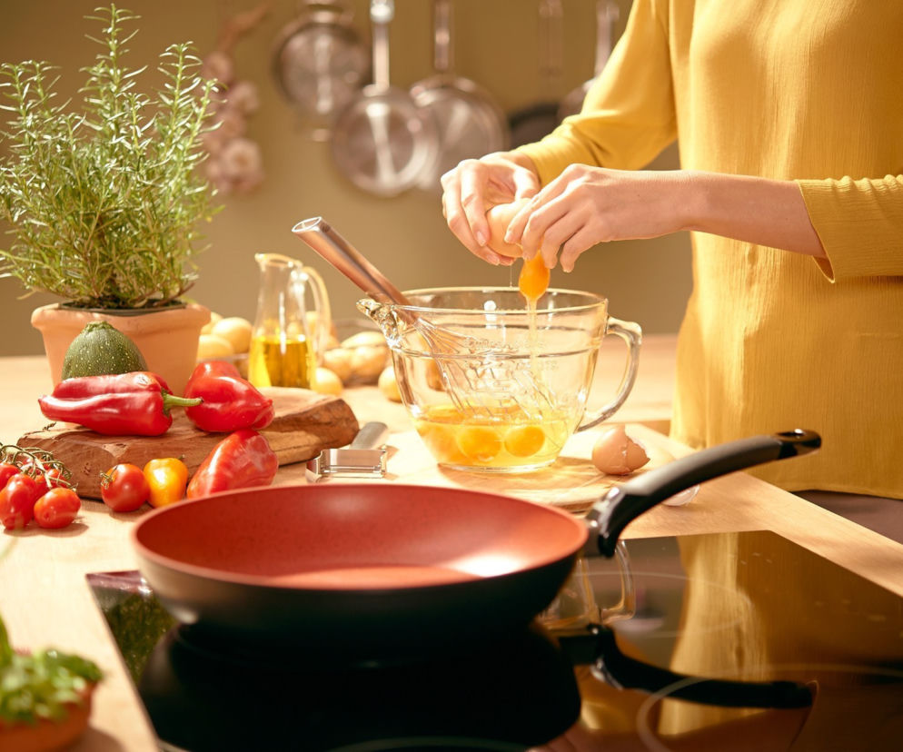 Wok - do czego służy? Patelnia wok
