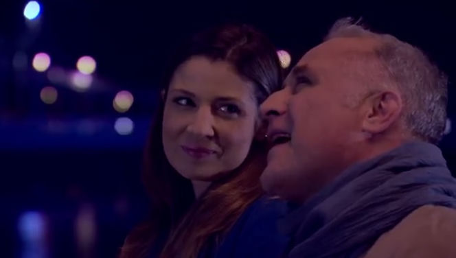 Pierwsza miłość. Kinga (Aleksandra Zienkiewicz), jogin Przemek (Przemysław Bluszcz)