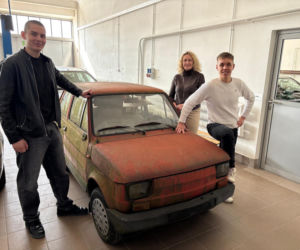 Samochodówka wygrała małego fiata. Uczniowie wyremontują go