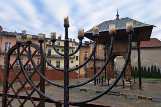 Chanuka w Tarnowie: Kiedy i gdzie uroczystości Święta Świateł? 