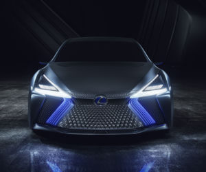 Lexus LS+