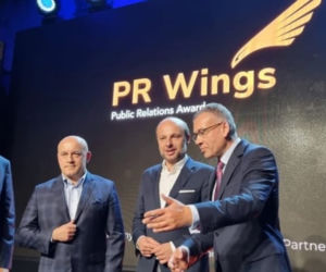 Nagroda PR Wings dla CM Medyk za walkę z pandemią i hejtem [ Zdjęcia]