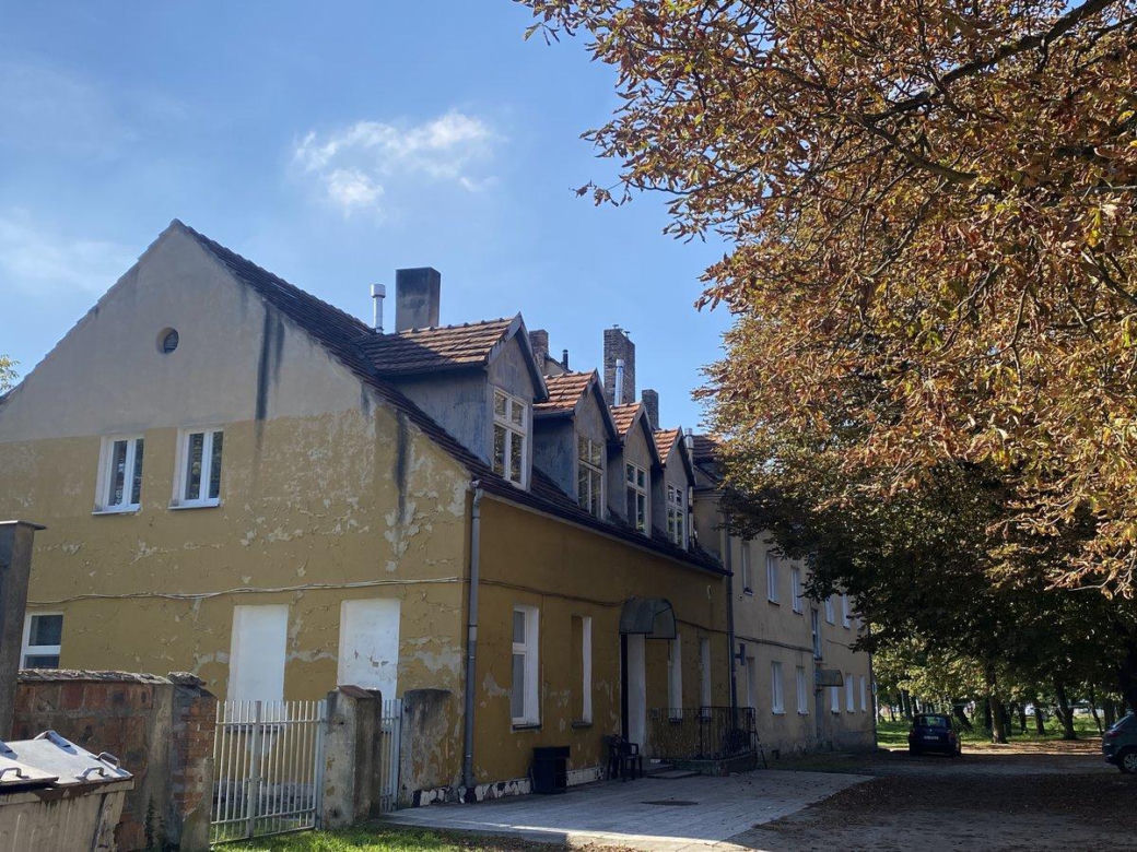 Kilka "baniek" dofinansowania na kilka kamienic w Lesznie. Przejdą kapitalny remont