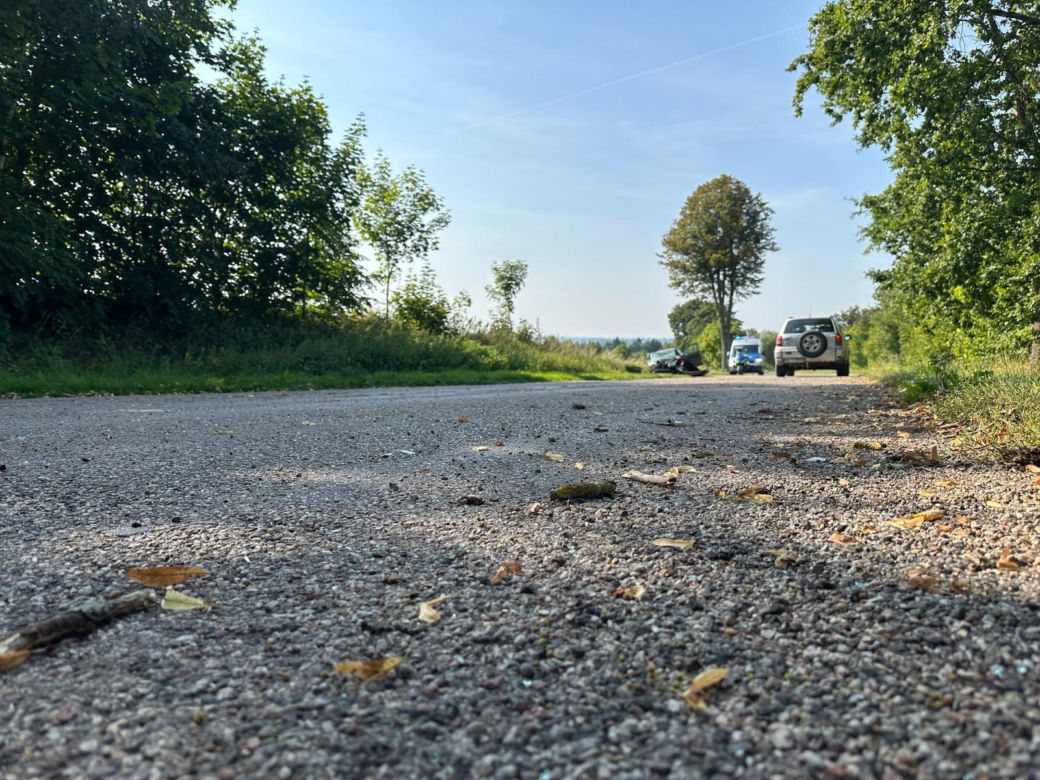 Poważny wypadek w Warmińsko-Mazurskiem. Dwie osoby ranne