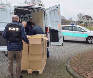 Olsztynska Izba Skarbowa wspiera szpitale
