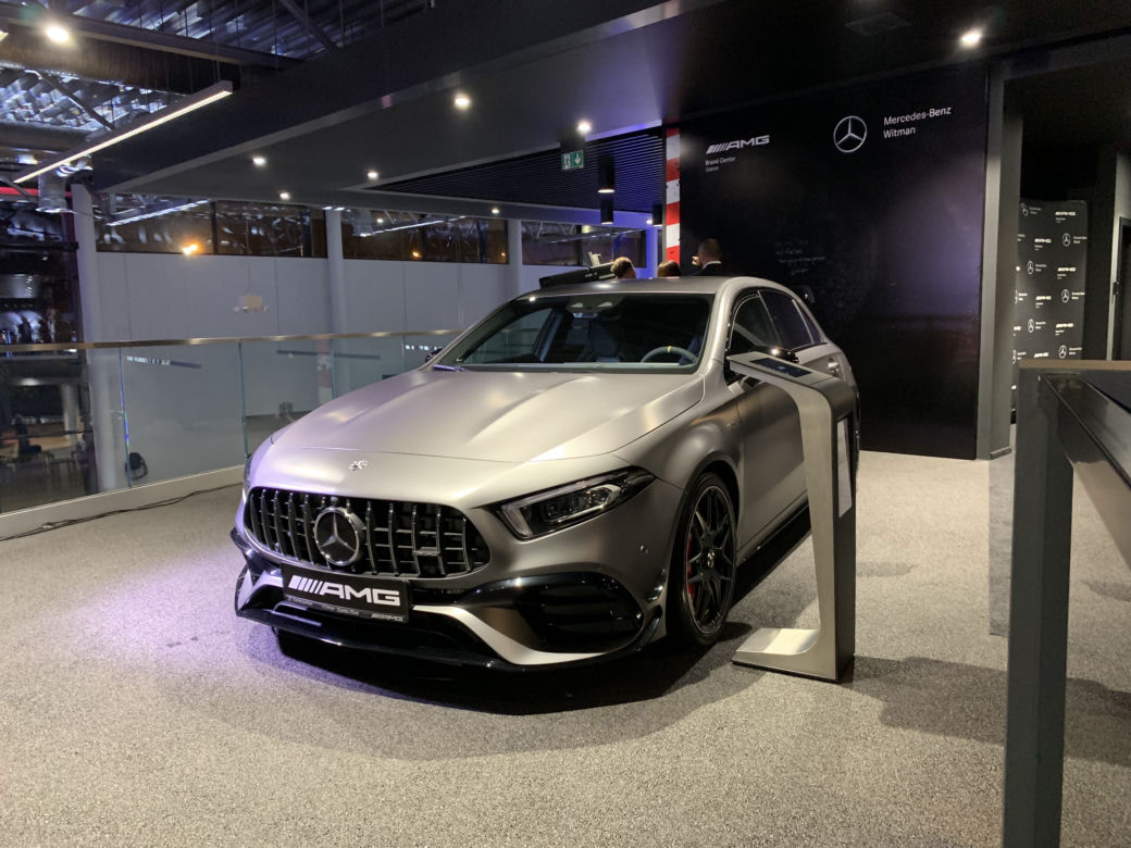 Premiery AMG w AMG Brand Center
