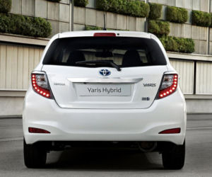TOYOTA YARIS HYBRID