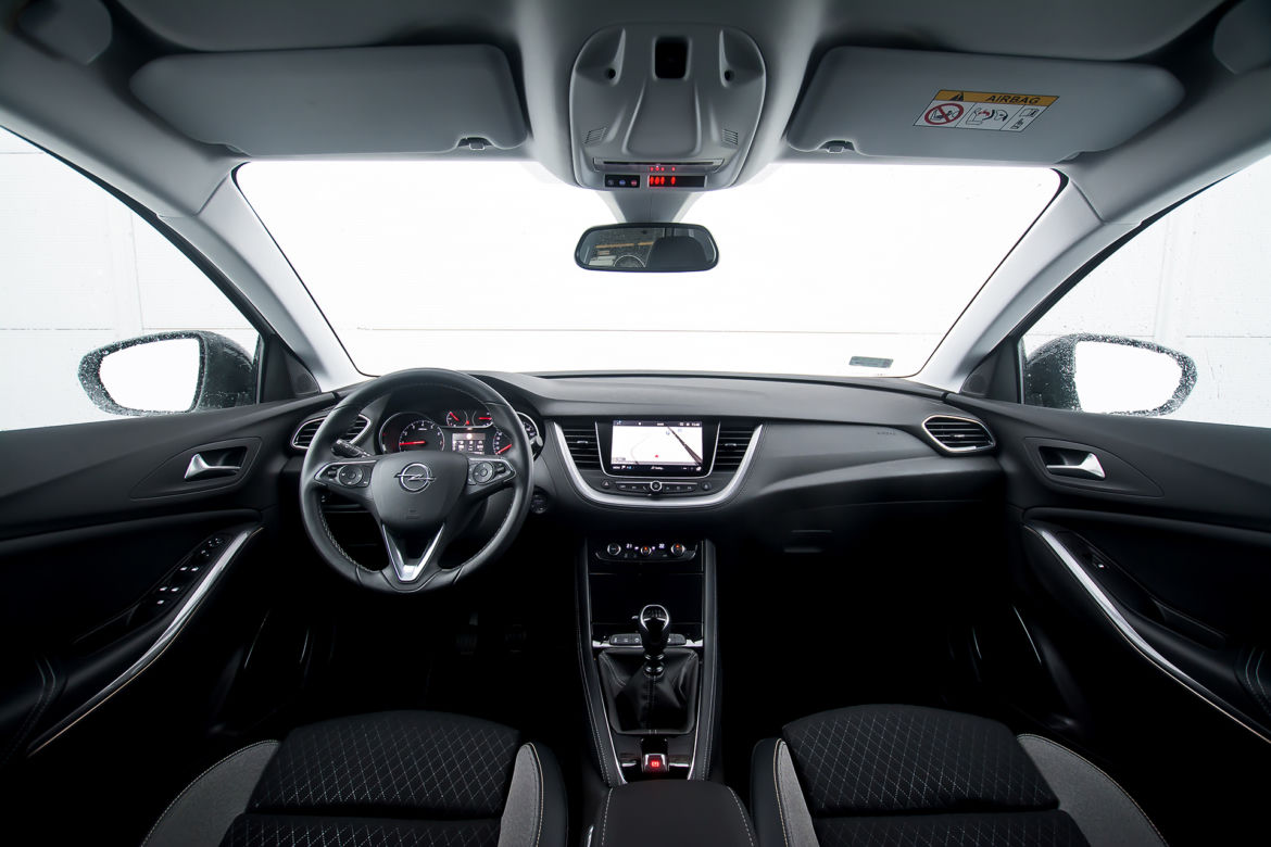 Opel Grandland X 1.2 Turbo 130 KM M6 Elite