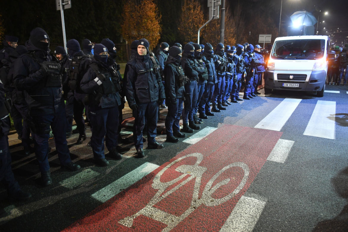 Protest pod domem Jarosława Kaczyńskiego