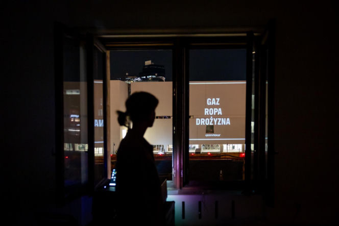 Nocna akcja aktywistów Greenpeace w Warszawie