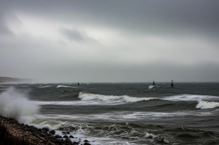 Świnoujście 19.11.2025: Uważaj! Nadciąga niebezpieczna zmiana pogody.