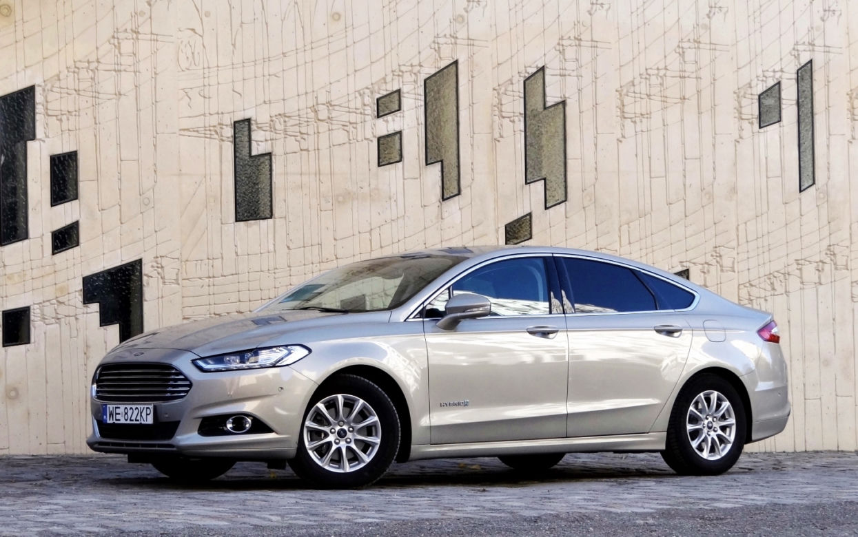 Ford Mondeo 2.0 Hybrid eCVT Titanium