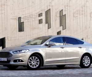 Ford Mondeo 2.0 Hybrid eCVT Titanium