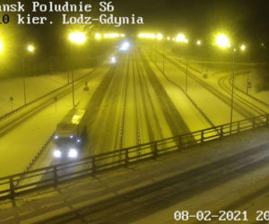 Intensywne opady śniegu w Trójmieście 8.02.2021. Obwodnica zablokowana