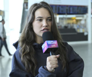 Alicja Szemplińska z fanami na lotnisku przed Eurowizją 2026