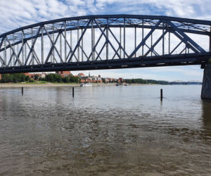 Remont mostu im. Józefa Piłsudskiego. Tak wyglądają prace z różnych perspektyw