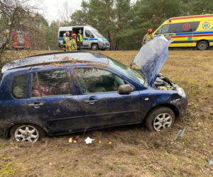 Wypadek na DK 10 pod Bydgoszczą. Poszkodowana rodzina z dwójką dzieci