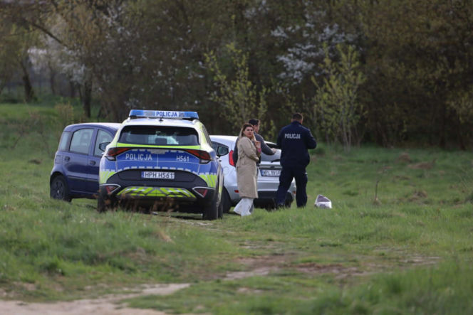 Rocznica tragedii zamieniła się w koszmar. Tajemniczy pakunek przerwał uroczystość