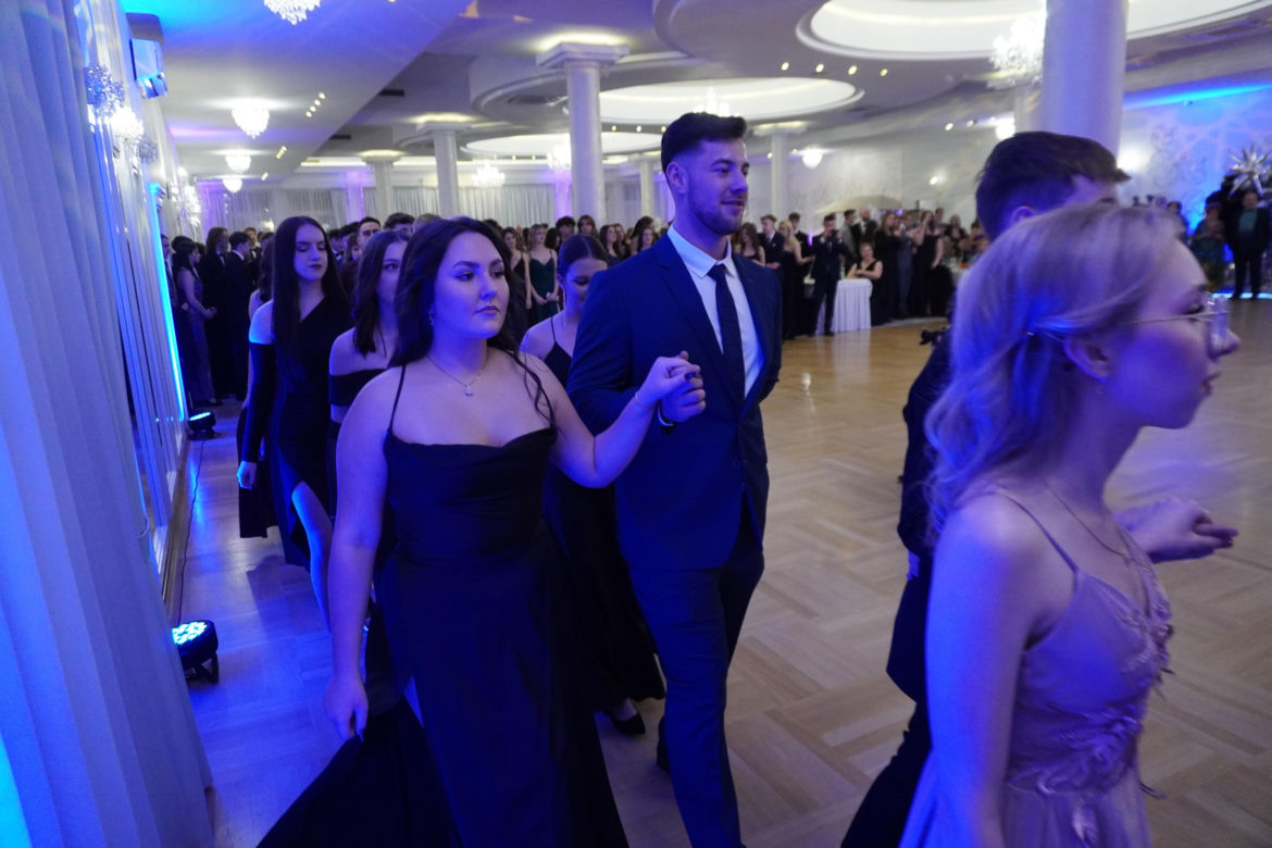 Studniówka III LO w Rzeszowie 
