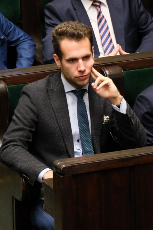Ci posłowie koalicji głosowali przeciwko Kaczyńskiemu. Jaka będzie kara