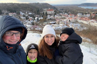 Tak politycy powitali Nowy Rok. Jedni w Dubaju, inni w domowym zaciszu [ZDJĘCIA]