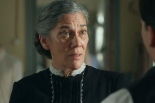 La promesa - pałac tajemnic, odcinek 330: Alonso wyrusza na samotne poszukiwania Marii, a wspomnienie z dzieciństwa prowadzi go do przełomu