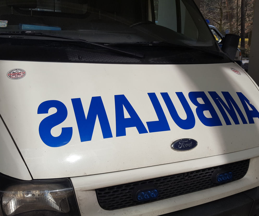 Z okna mieszkania w Rawiczu wypadło dziecko. Chłopiec trafił do szpitala