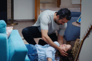 Dziedzictwo, odcinek 892: Ayse traci przytomność. Może liczyć tylko na Ferita. Czy zdąży z pomocą?