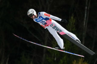 O której godzinie skoki dzisiaj? W sobotę 24.01.2026 MŚ w lotach w Oberstdorfie!