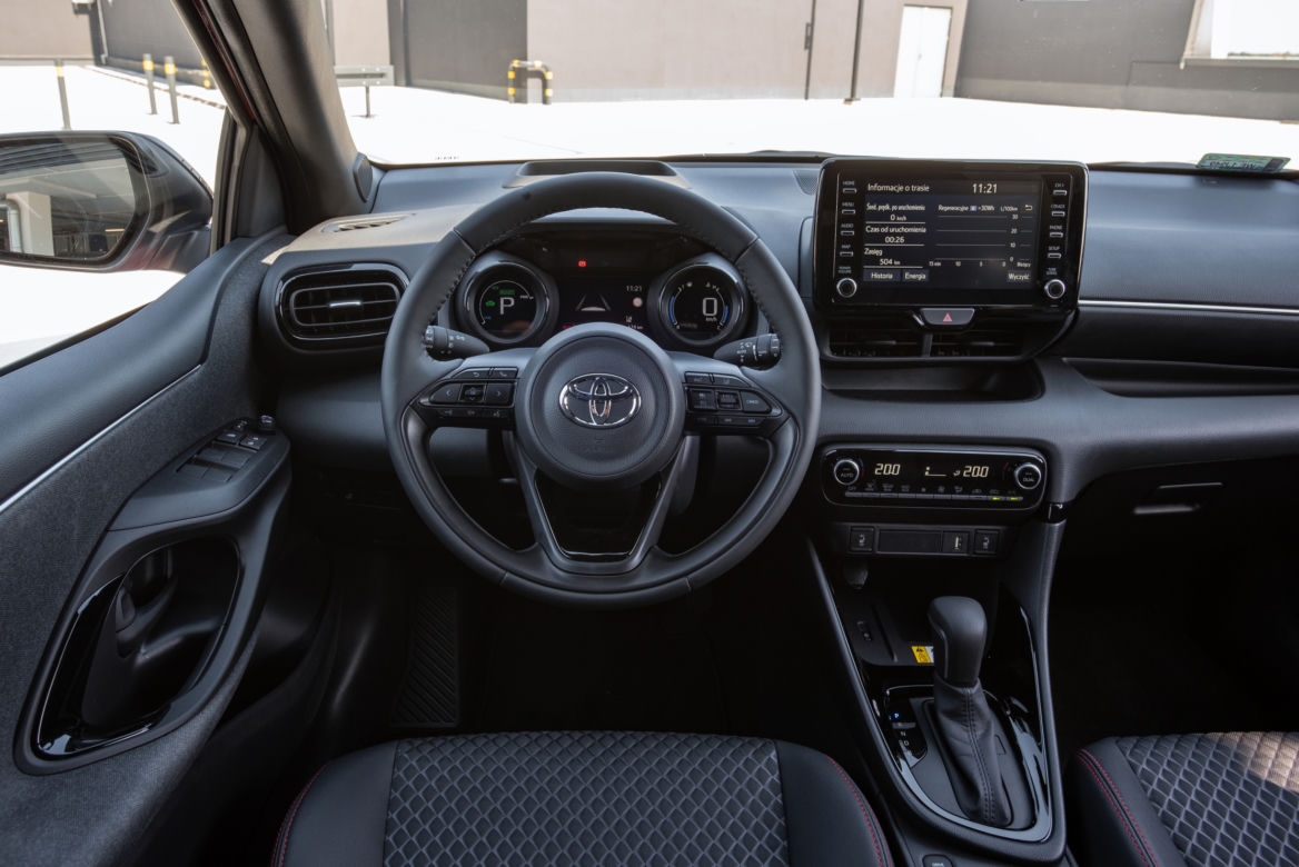 2020 Toyota Yaris 1.5 HYBRID Premiere Edition (Tokyo Fusion)