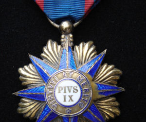 Praga: wysokie papieskie odznaczenie dla premiera Czech