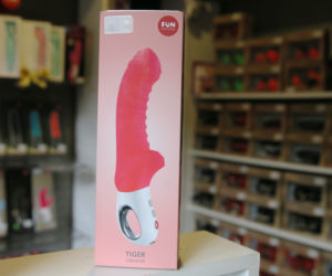 Zrobił TO w sex shopie w biały dzień